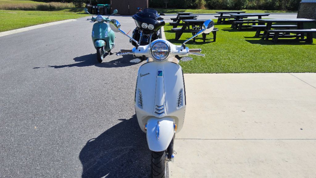 2027 Vespa Primavera / Sprint 150 - $5,949