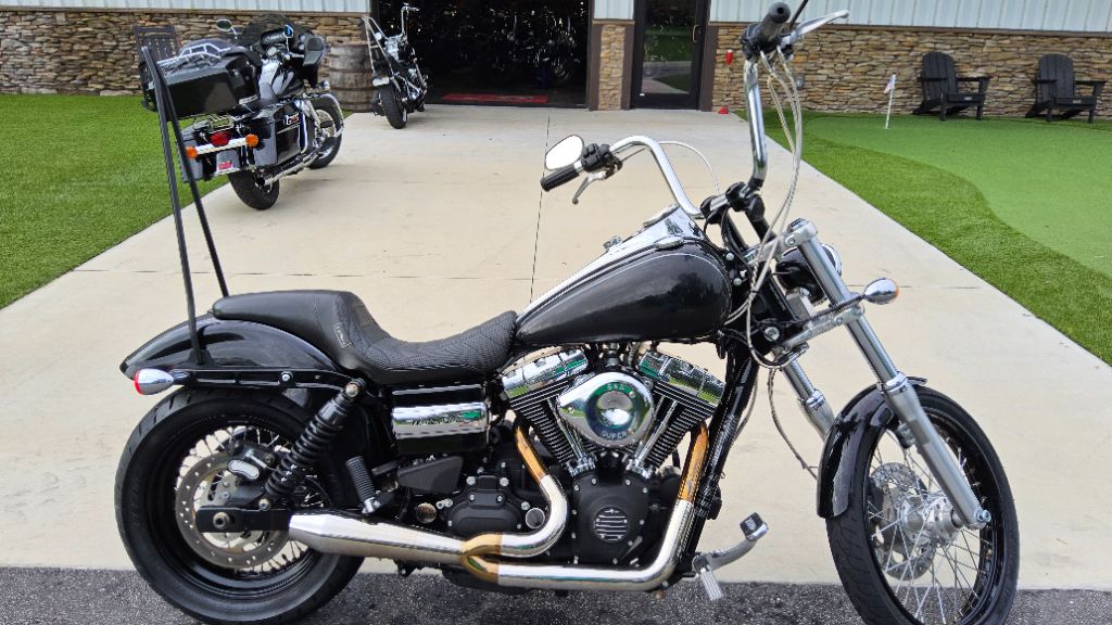 2016 Harley-davidson Wide Glide - $9,995