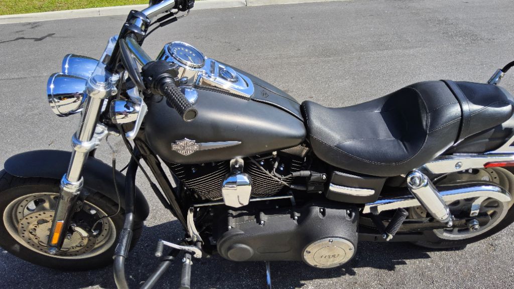 2013 Harley-davidson Dyna Fat Bob - $7,500