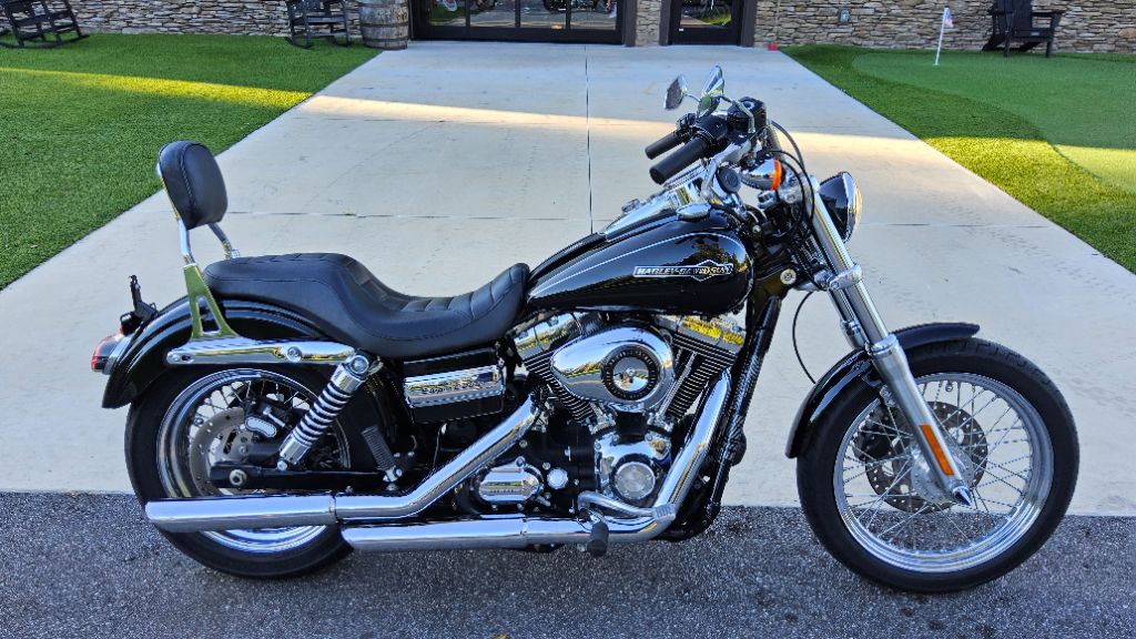 2011 Harley-davidson Dyna Super Glide Custom - $7,900