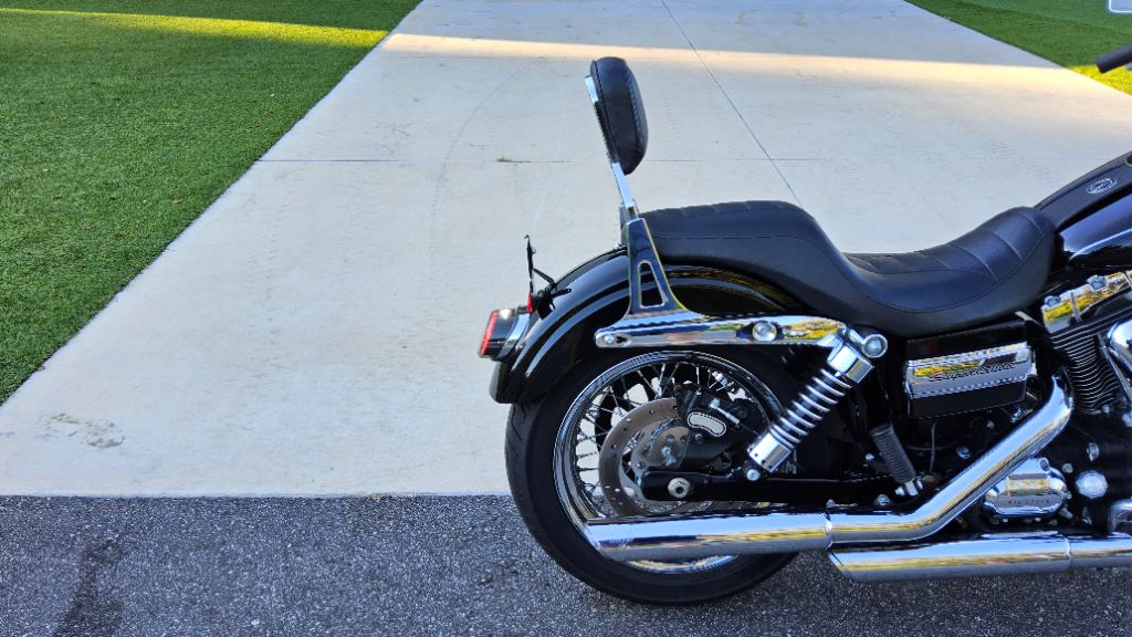 2011 Harley-davidson Dyna Super Glide Custom - $7,900