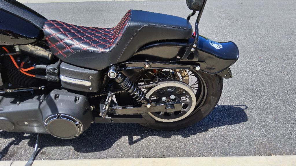 2009 Harley-davidson Dyna Street Bob - $6,500