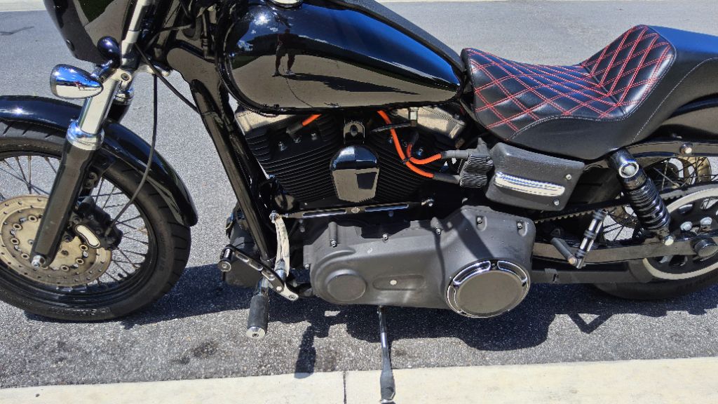 2009 Harley-davidson Dyna Street Bob - $6,500