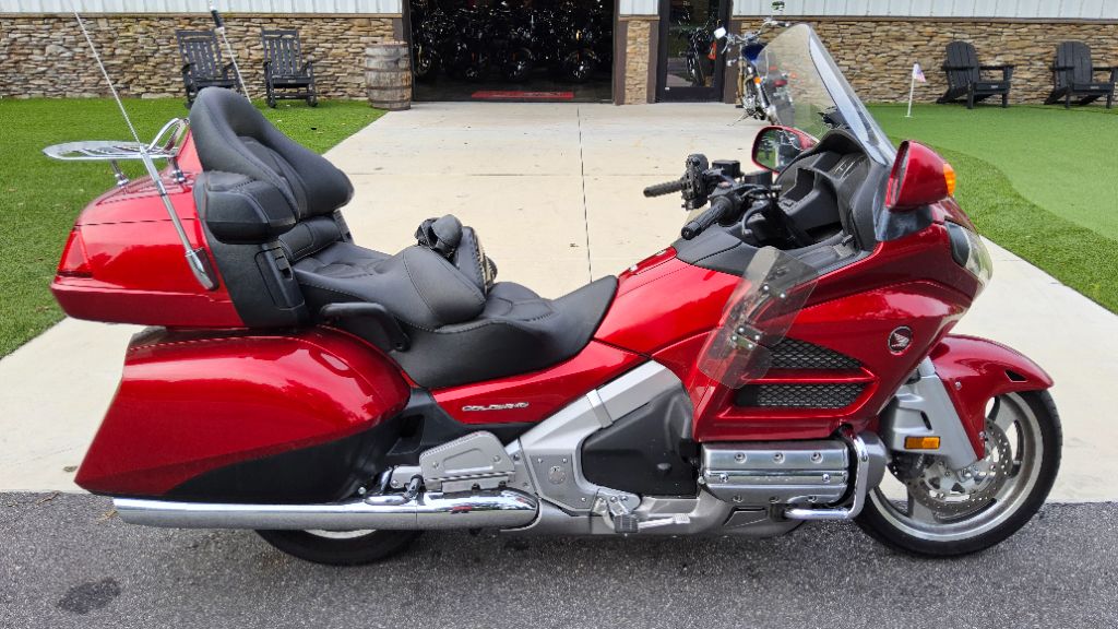 2016 Honda Gold Wing - $14,500