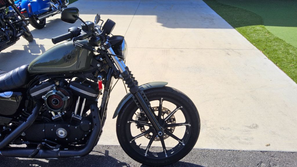 2021 Harley-davidson Iron 883 - $6,900