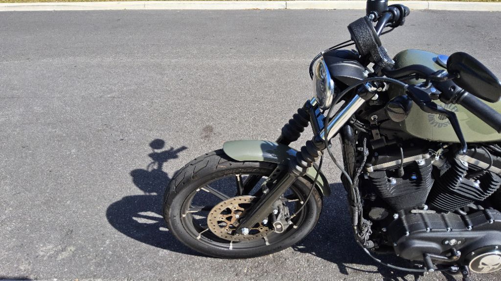 2021 Harley-davidson Iron 883 - $6,900