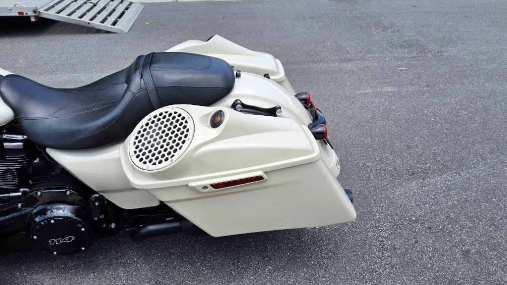 2022 Harley-davidson Road Glide Special - $24,995