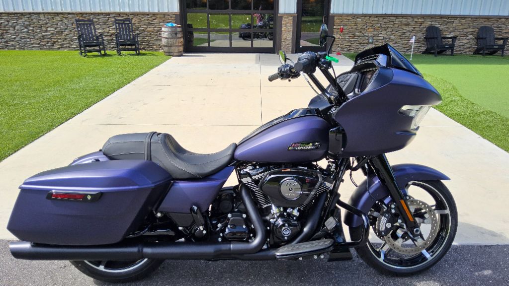 2025 Harley Davidson Road Glide Fltrx - $25,900