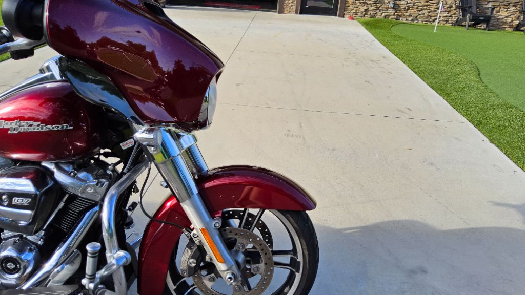2017 Harley Davidson  Street Glide  - $12,995