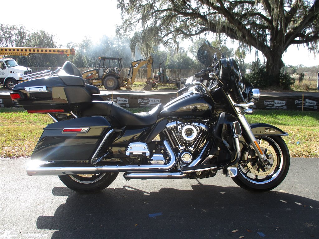2018 Harley-Davidson   photo
