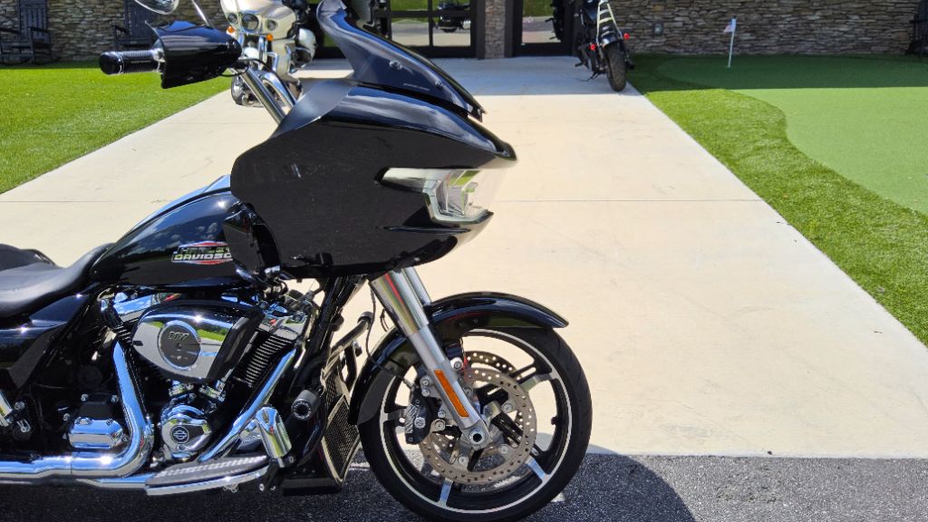 2026 Harley-davidson Road Glide - $25,900