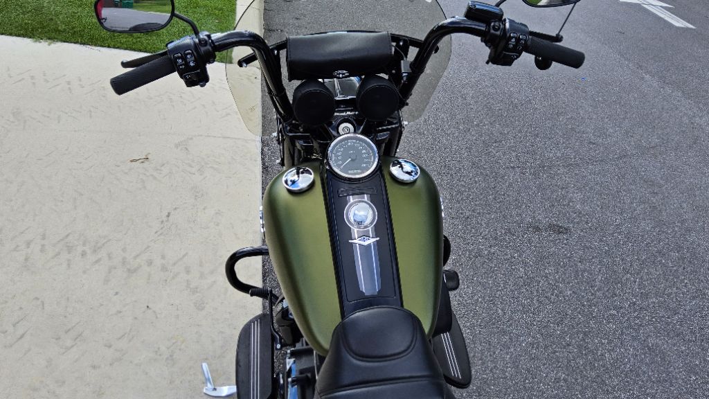 2022 Harley-davidson Road King Special - $15,995