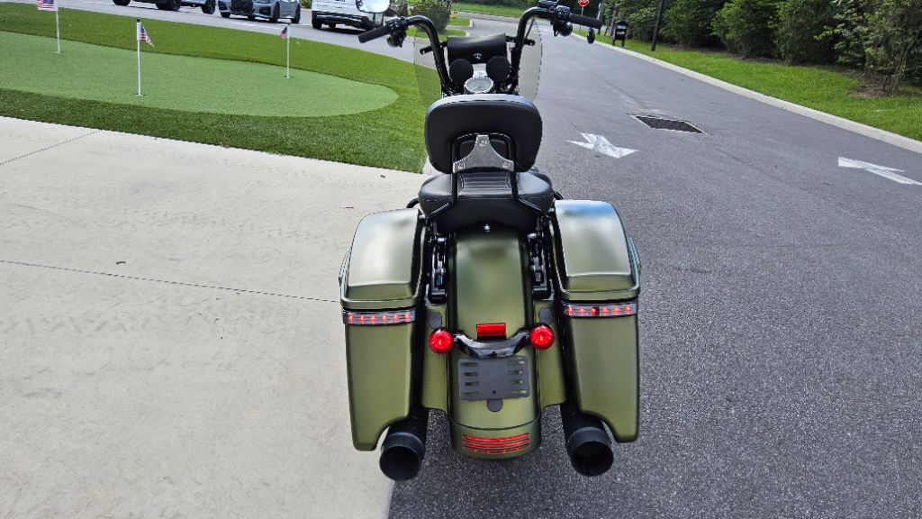 2022 Harley-davidson Road King Special - $15,995