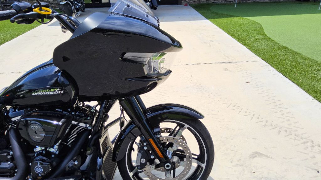2024 Harley-davidson Road Glide - $23,900