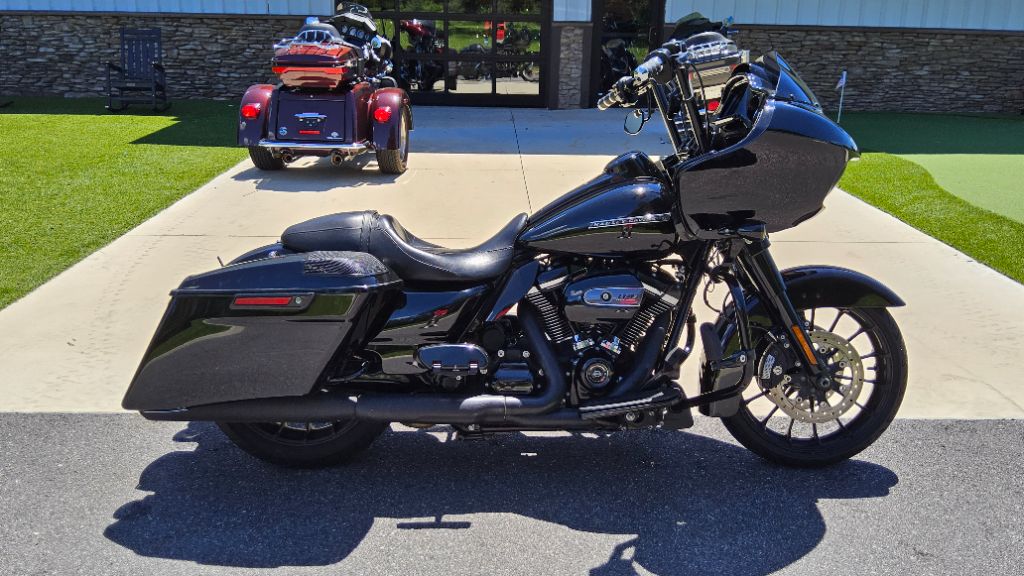 2019 Harley-davidson Road Glide Special - $16,500