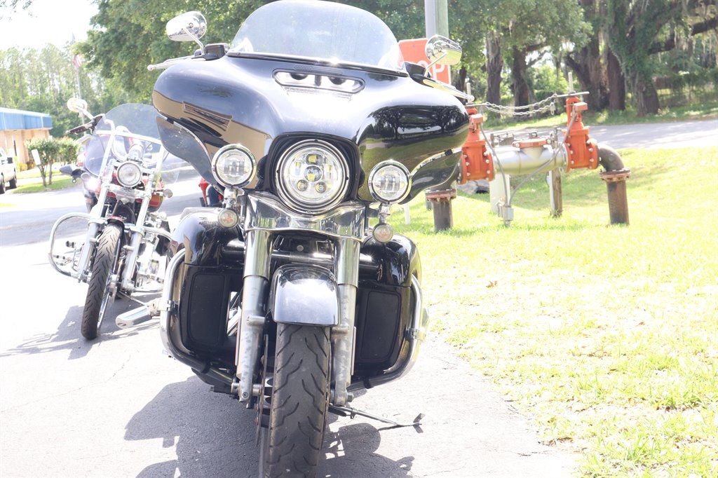 2020 Harley-Davidson Eletra Glide Classic  photo