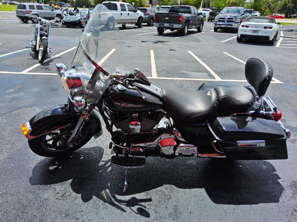 2005 Harley-davidson Road King - $6,500