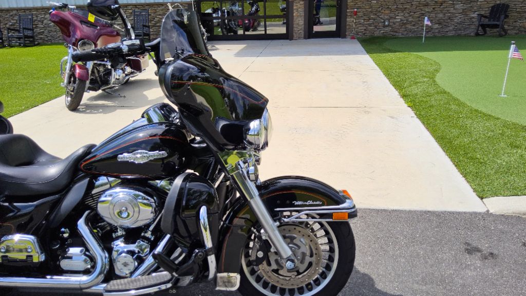 2013 Harley-davidson Electra Glide Ultra Limited Shrine - $10,500