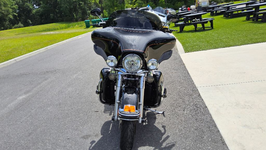 2013 Harley-davidson Electra Glide Ultra Limited Shrine - $10,500