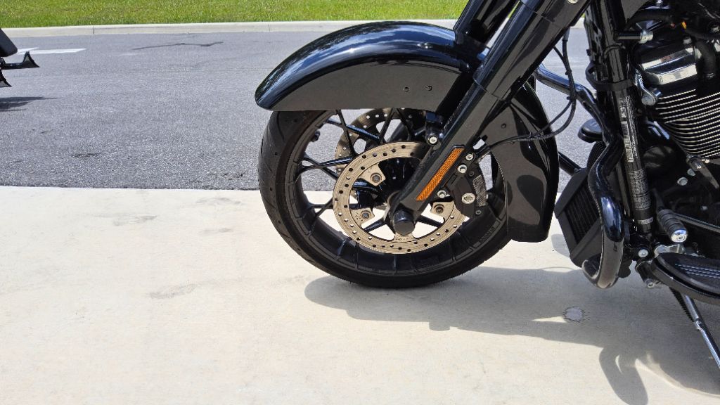 2024 Harley Davidson Roadking S Flhrxs - $20,900
