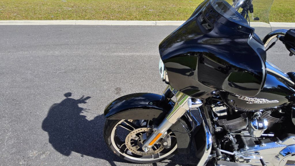 2017 Harley-Davidson FLTRXS Road Glide Special - $14,500