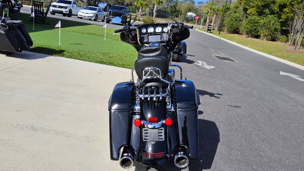 2017 Harley-Davidson FLTRXS Road Glide Special - $14,500