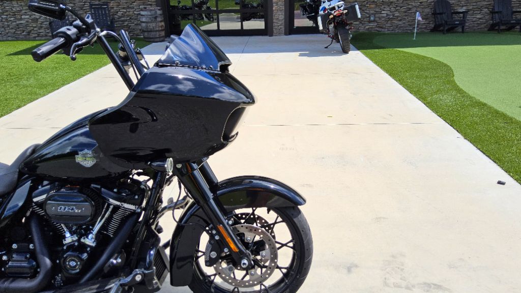 2023 Harley-davidson Road Glide Special - $22,500