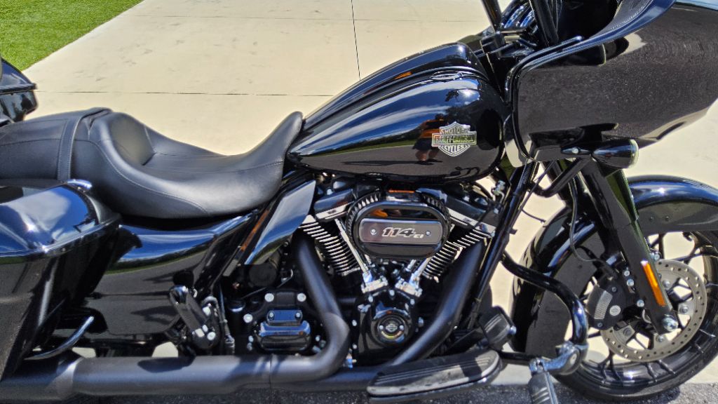 2023 Harley-davidson Road Glide Special - $22,500