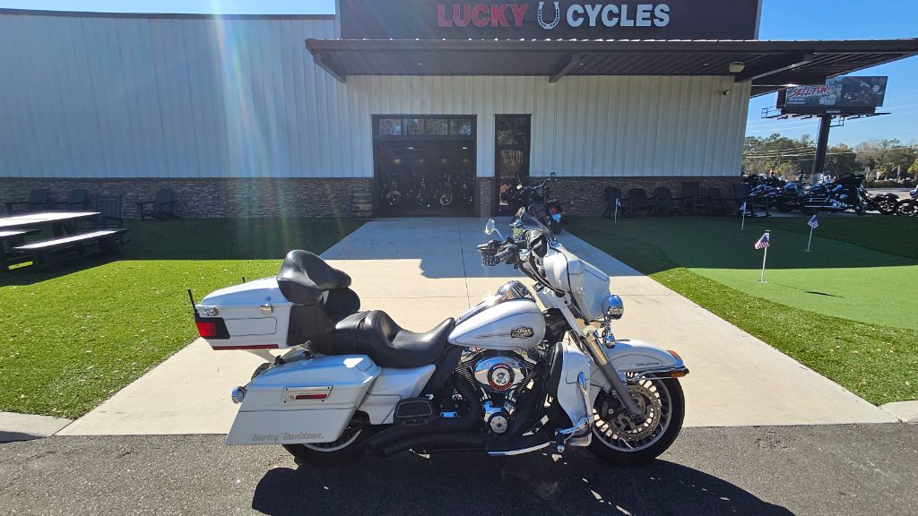 2012 Harley-Davidson FLHR Road King - $9,900