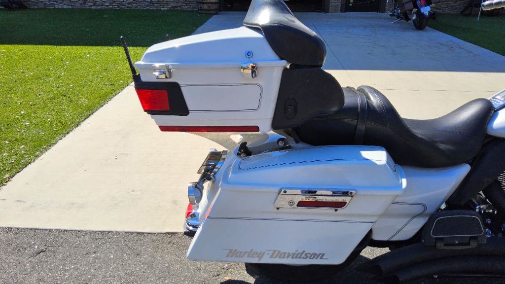 2012 Harley-Davidson FLHR Road King - $9,900