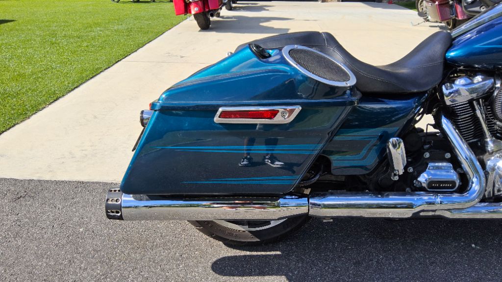 2020 Harley Davidson Streetglide Flhx - $15,995