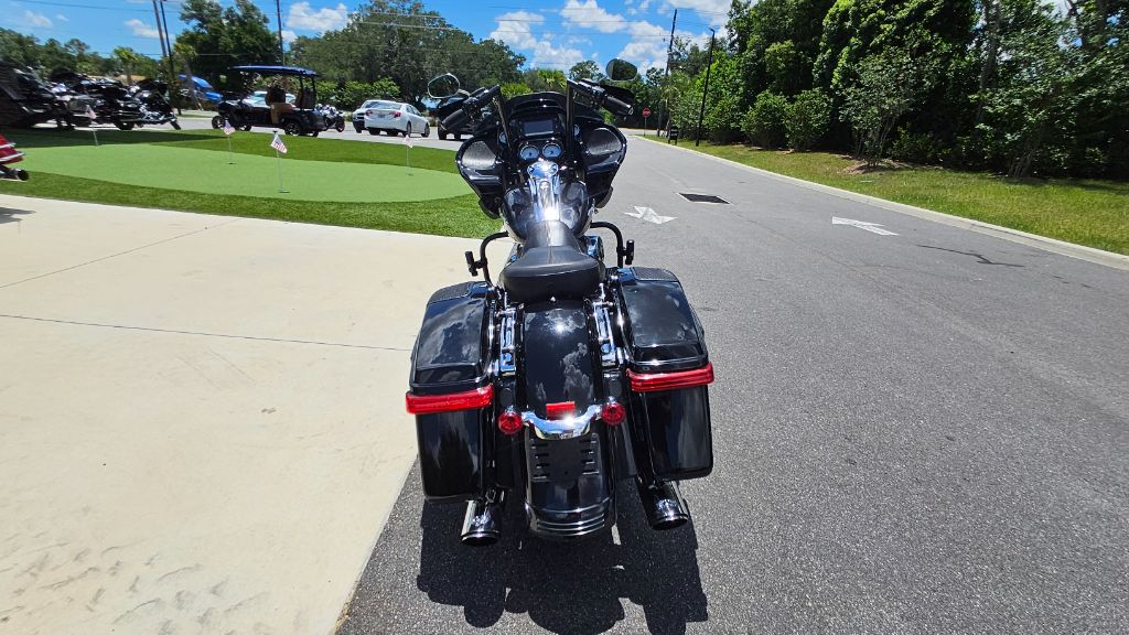 2017 Harley Davidson Road Glide S Fltrxs - $14,500