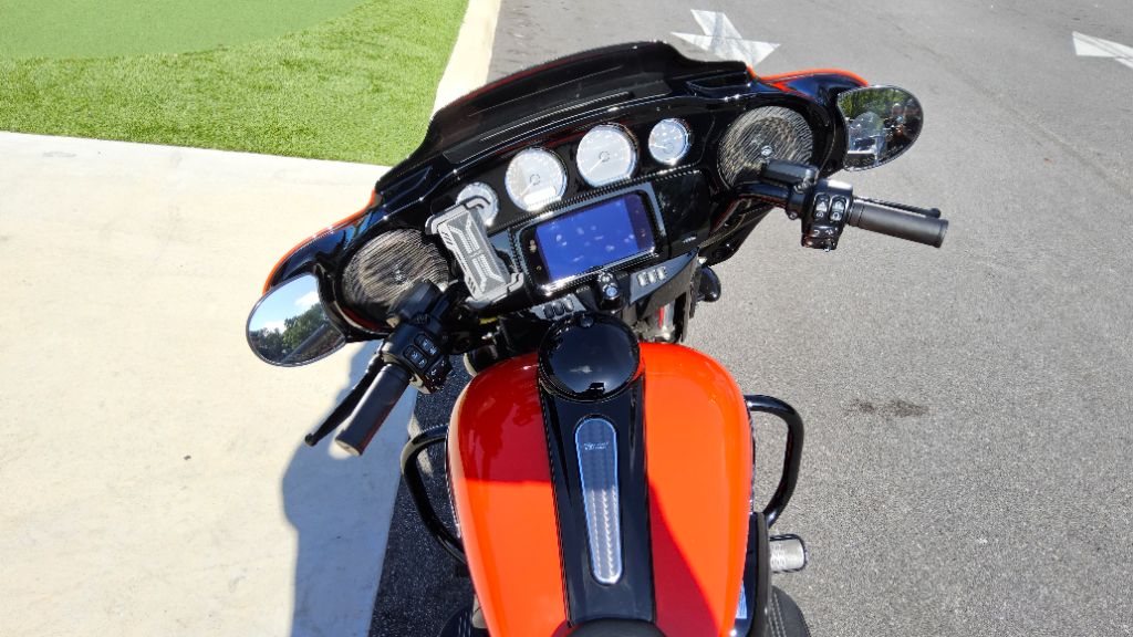 2020 Harley Davidson Street Glide S  - $18,995