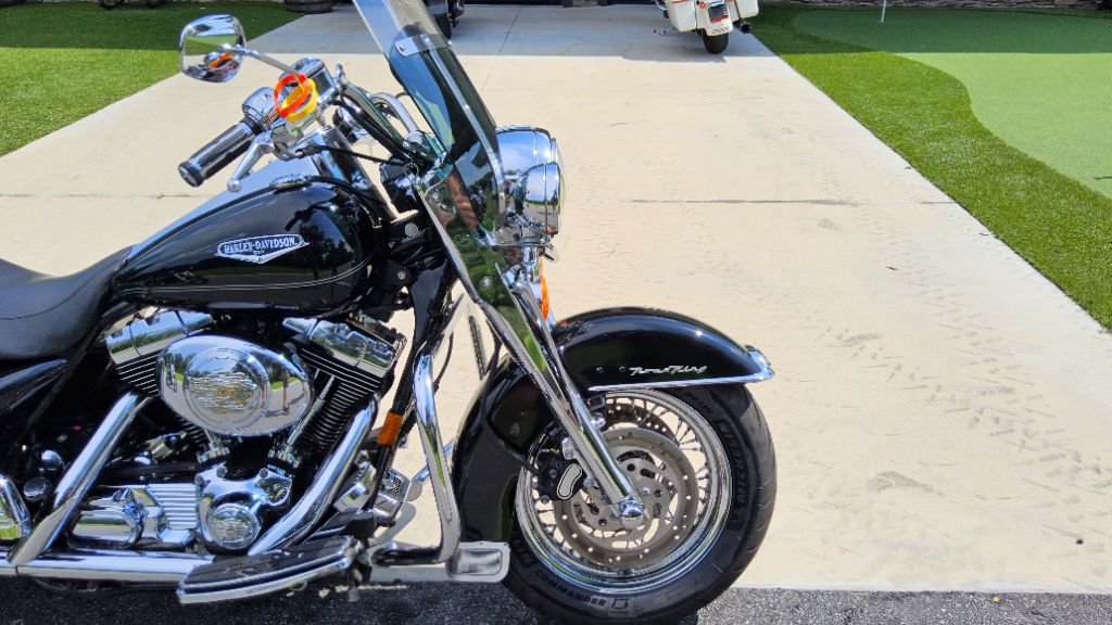 2005 Harley-davidson Road King Classic - $7,500