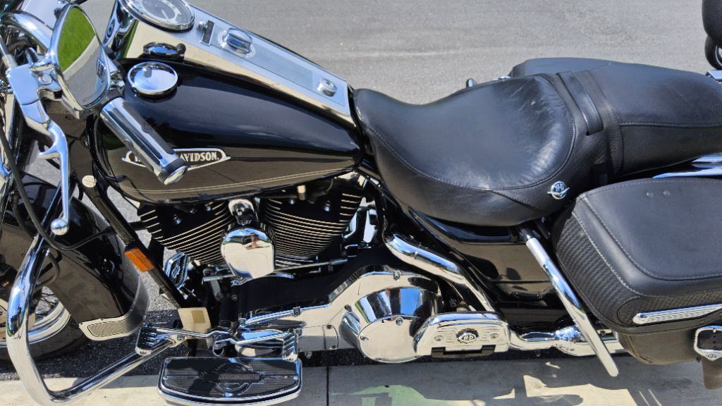 2005 Harley-davidson Road King Classic - $7,500