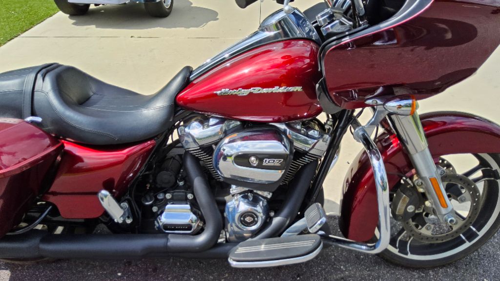 2017 Harley Davidson Road Glide 