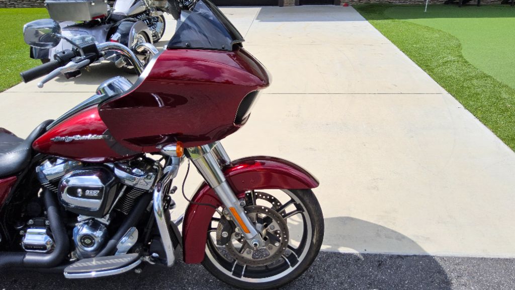 2017 Harley Davidson Road Glide 
