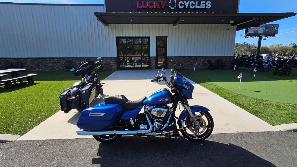 2025 Harley-Davidson FLHX Street Glide - $23,900