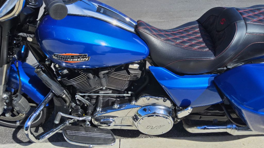 2025 Harley-Davidson FLHX Street Glide - $23,900