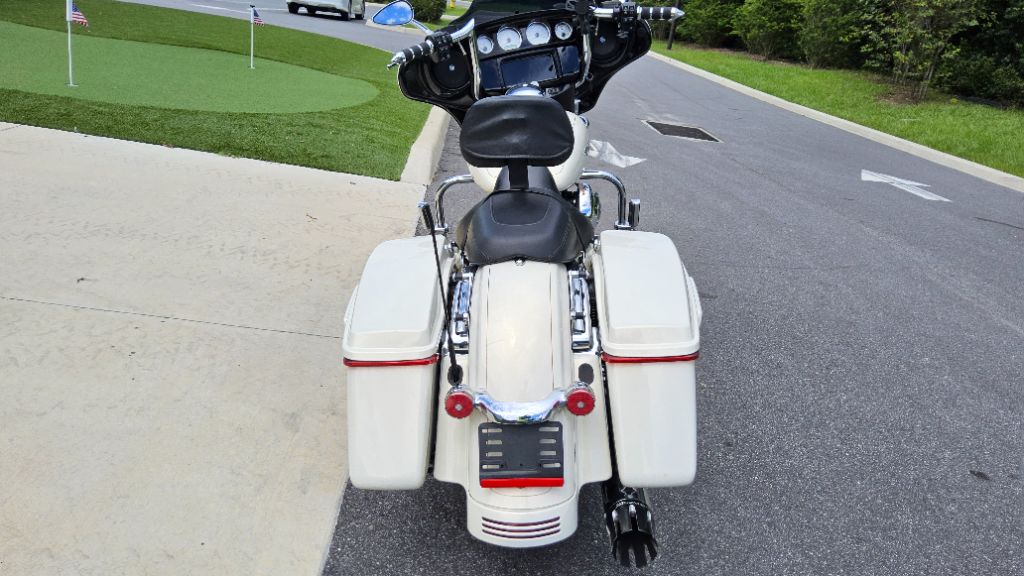 2014 Harley-davidson Street Glide Special - $12,500