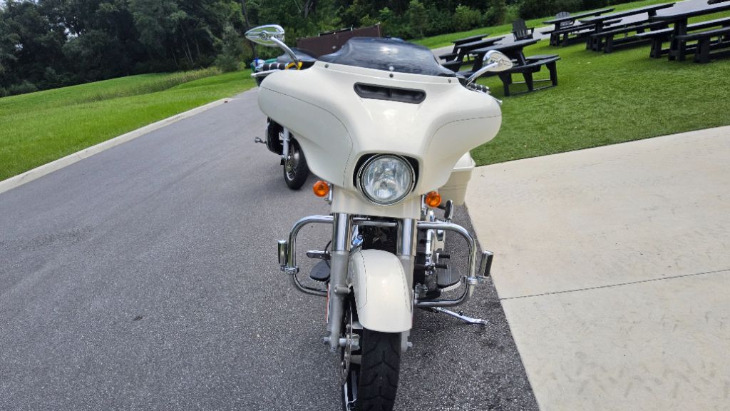 2014 Harley-davidson Street Glide Special - $12,500