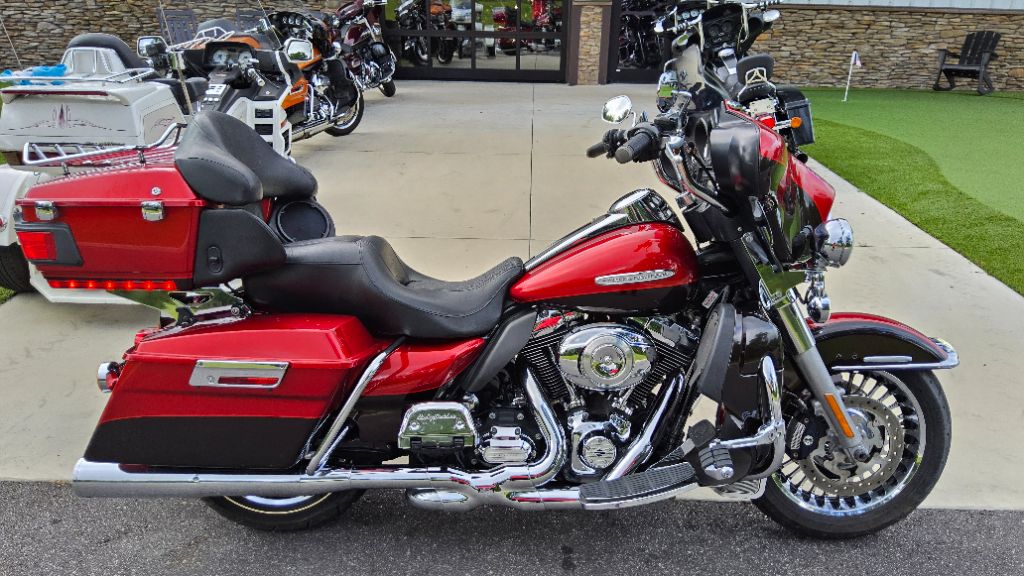 2012 Harley Davidson Limited - $7,500