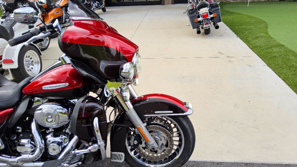 2012 Harley Davidson Limited - $7,500