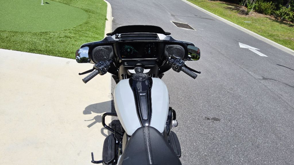 2025 Harley Davidson Streetglide Flhx - $25,995