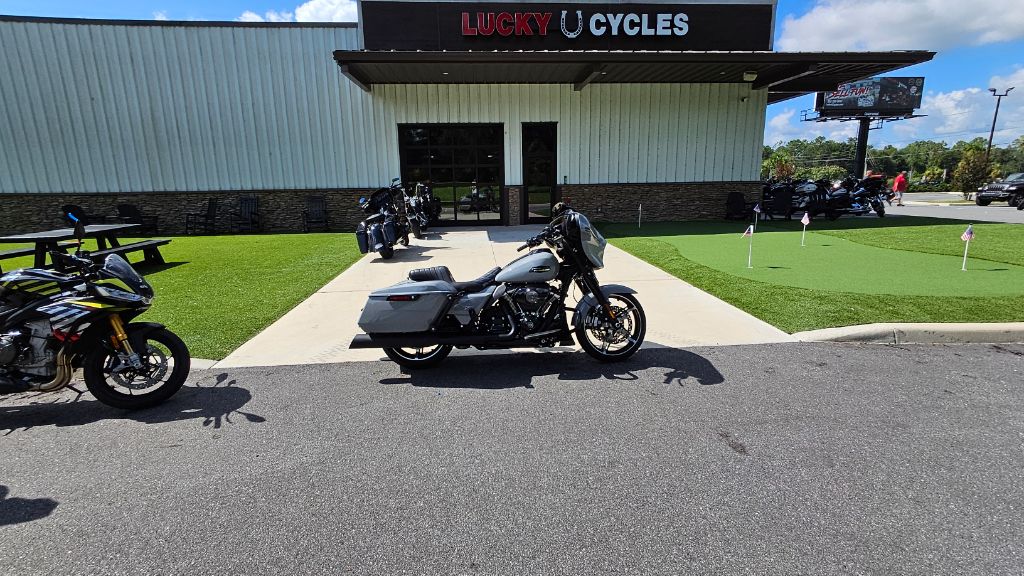 2025 Harley-davidson Street Glide - $25,995