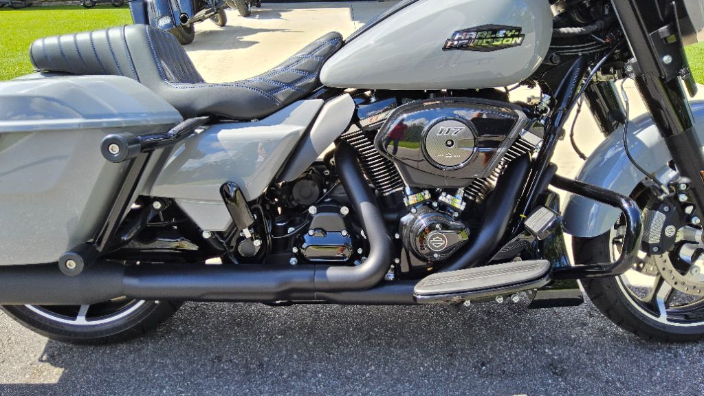 2025 Harley-davidson Street Glide - $25,995