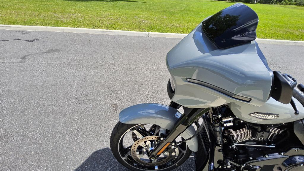 2025 Harley Davidson Streetglide Flhx - $25,995