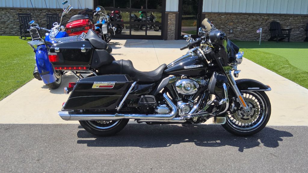 2013 Harley-davidson Electra Glide Ultra Limited - $10,500
