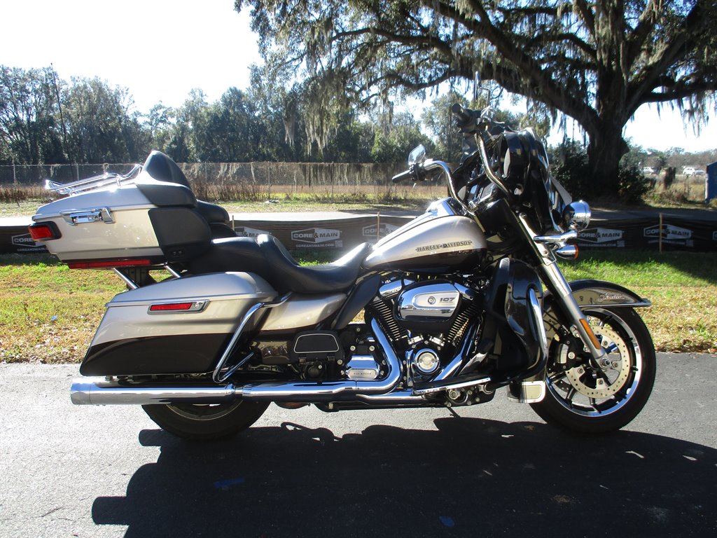 2018 Harley-Davidson   photo