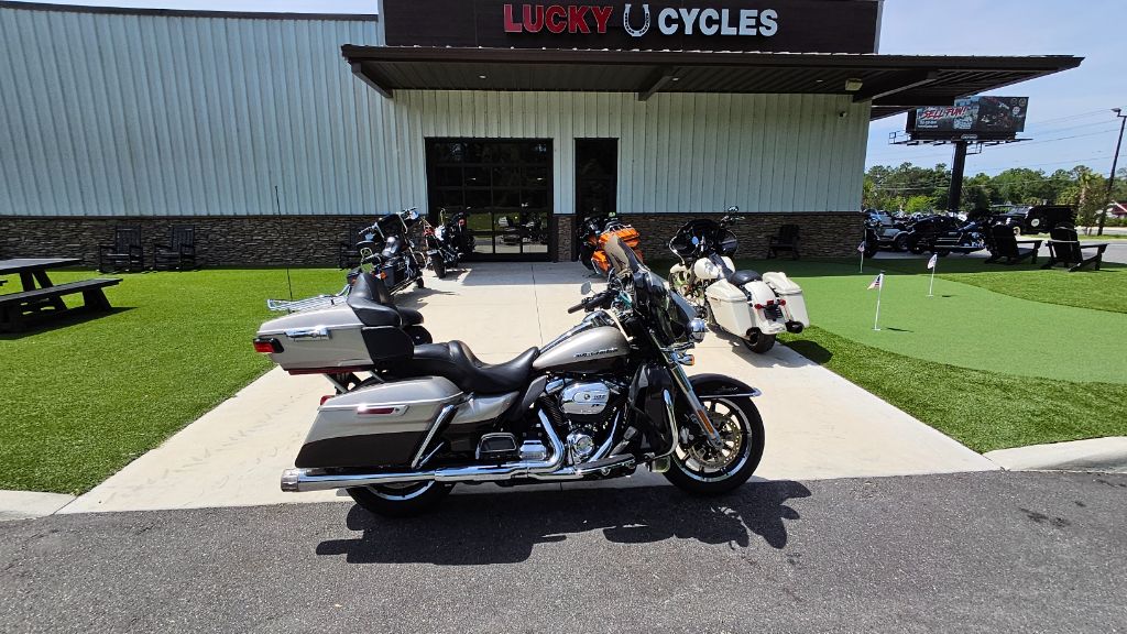 2018 Harley Davidson Limited Flhtk - $13,995